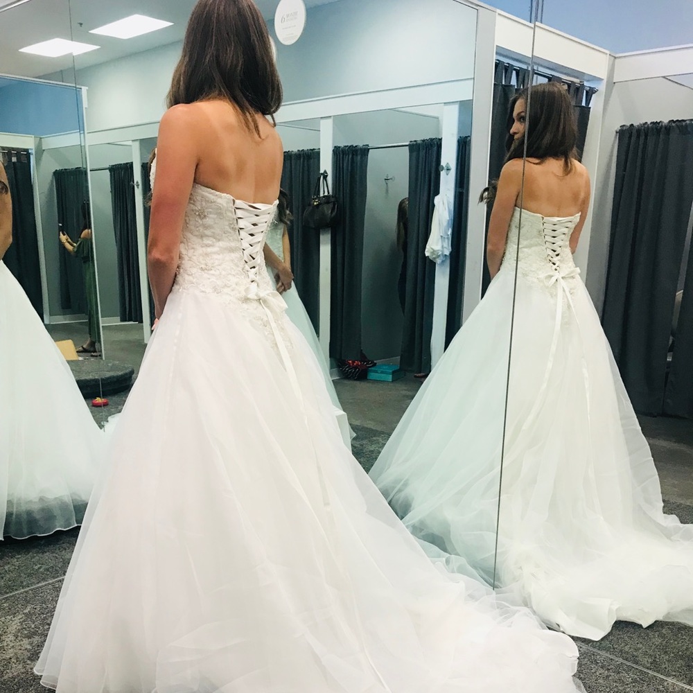 NWT Alfred Angelo Wedding Dress